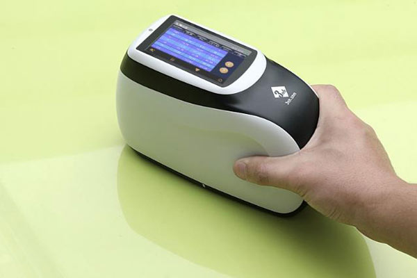 多角度色差儀在汽車車身油漆色差檢測與管理中的應(yīng)用