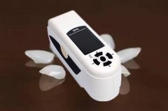 色差儀檢定牙膏脫色實(shí)驗(yàn)效果