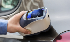 鈑金門殼色差可以用色差儀測試嗎