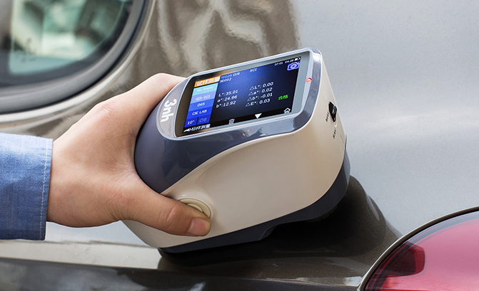 鈑金門殼色差測試